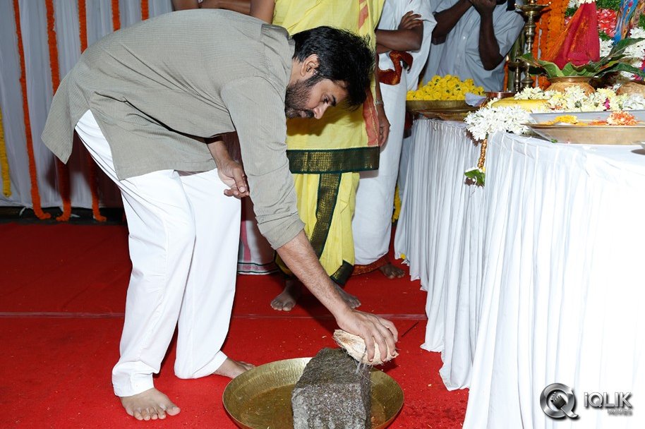 Gabbar-Singh-2-Movie-Opening